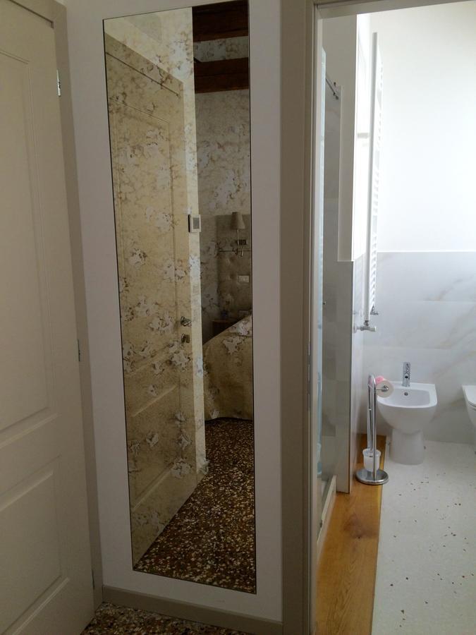 Doppel-/Zweibettzimmer mit eigenem Bad